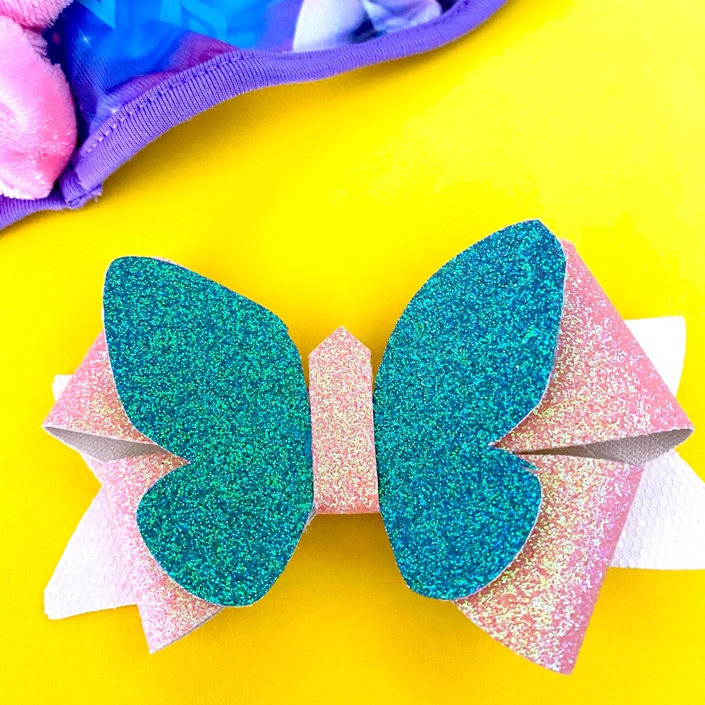 Girls hair accessories